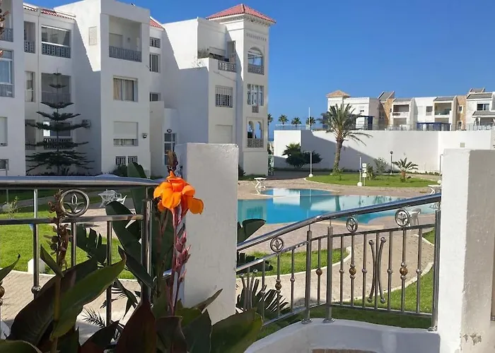 Chic Entre Rrice & Moevenpick, Acces Plage